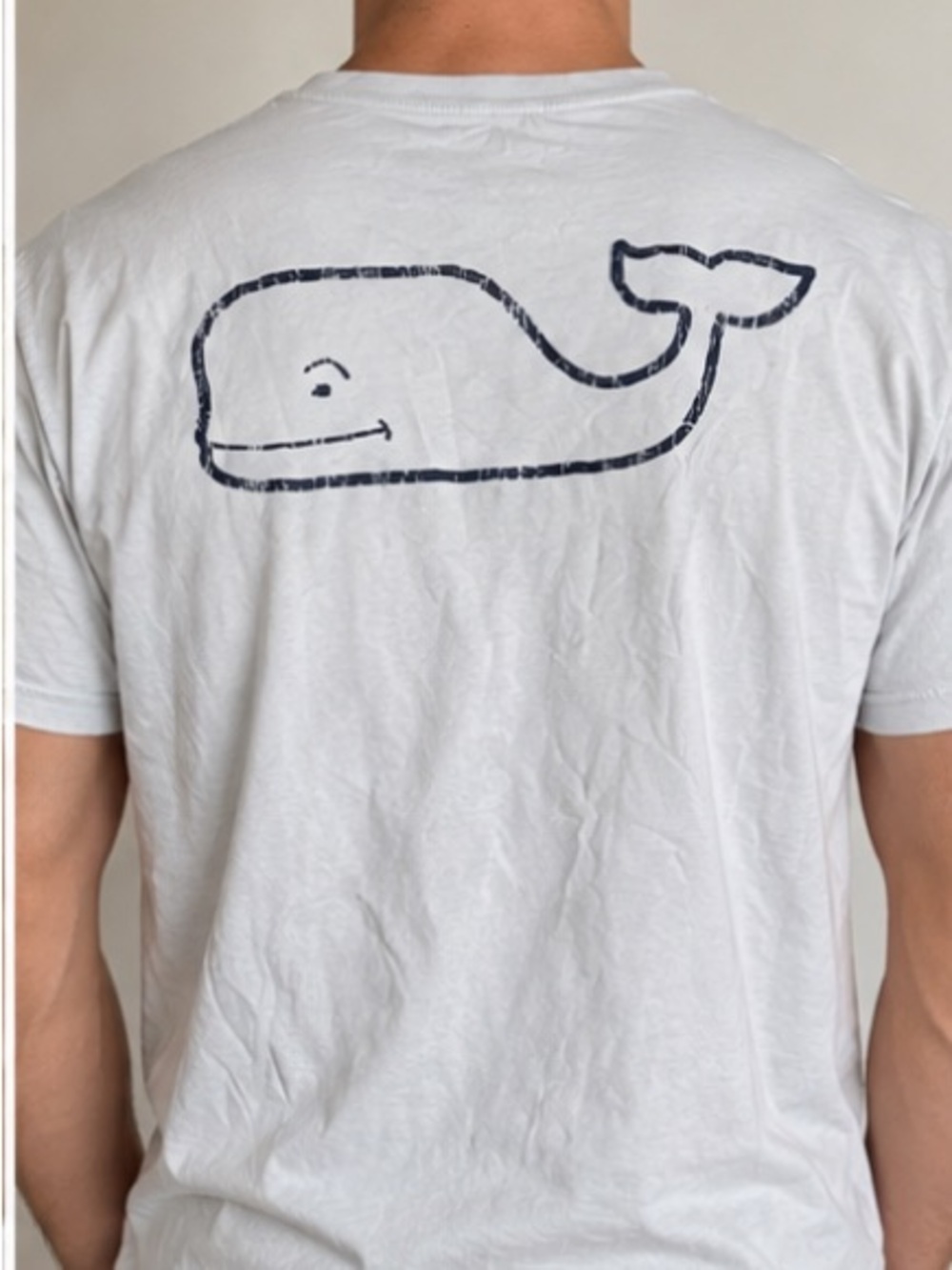 Vineyard vines large tee